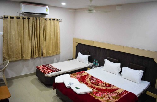 Dwarka Hotel | Hotel Gokul - Dwarka