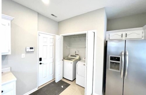 Fishers Casa | Beautiful Full furnished 3 BD Home in Fishers with EV charger.
