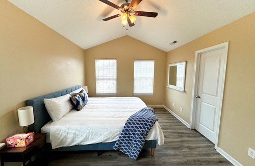 Noblesville Casa | Elegant 3 BD Home in Noblesville