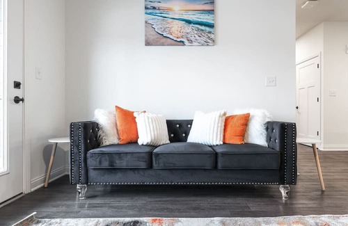 Whitestown Apartamento | Corporate Housing by MGM