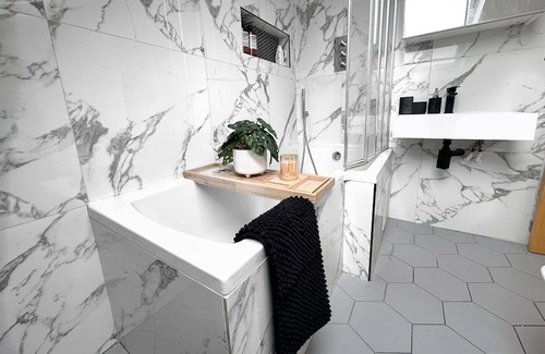 New Cross Apartamento | Urban Loft: Modern 1-Bed with Skyline Views, 10 mins to London Bridge
