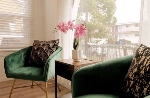 View Park-Windsor Hills Casa | 2 miles to SoFi, w/ free parking