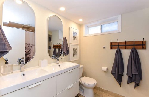 Whitehaven - Queensway Terrace North Apartamento | Sophisticated 4 beds, 2 baths - Nepean - Ottawa