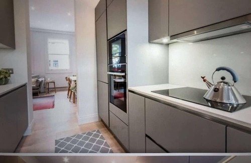Highbury West Apartamento | Former Victorian bakery in Highbury by MoreThanStays