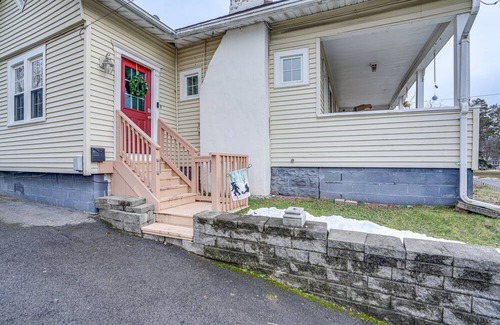 Syracuse Cabaña | Pet-friendly Syracuse Home w/ Private Yard!