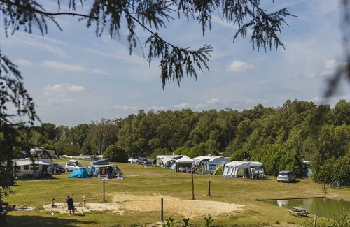 Wilsum Alquiler De RV | Een Fijne Kampeerplaats met 16 Ampère Stroom en Eigen Wateraansluiting