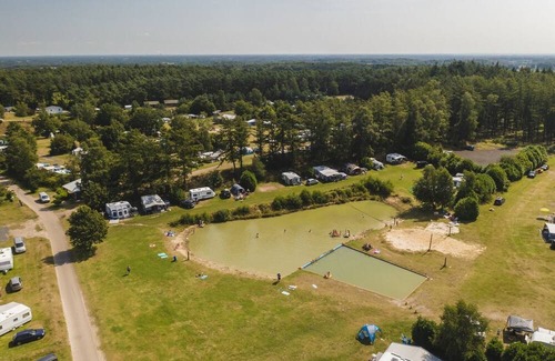 Wilsum Alquiler De RV | Een Fijne Kampeerplaats met 16 Ampère Stroom en Eigen Wateraansluiting