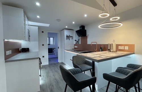 Hamworthy Casa | Private Luxury By The Sea