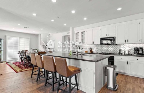 Loma Linda Casa | Loma Vista Retreat on Lugo Dr #42021