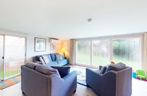Port Orford Casa | Charming two-story home near the ocean with deck, patio, balcony, & streaming