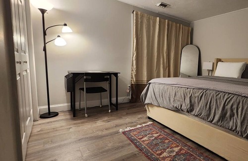 Hamden Condominio | Welcoming & Clean Condo near Hamden Shopping