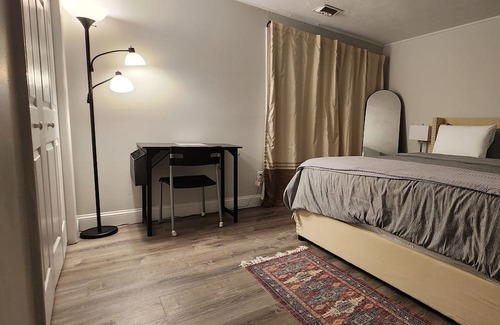 Hamden Condominio | Welcoming & Clean Condo near Hamden Shopping