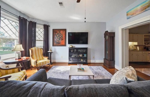 Galveston Casa | Creole House Unit 1