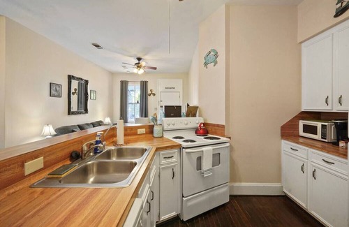 Galveston Casa | Creole House Unit 2