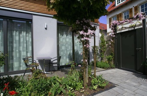 Neustadt-Gimmeldingen Apartamento | Holiday apartment Frieß