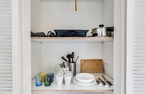 Madeira Apartamento | Cozy Post Modern Art House