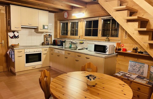 Evolene Chalet De Esquí | Grange Rénovée 80m2 vue Panoramique au Calme, Accès Facile