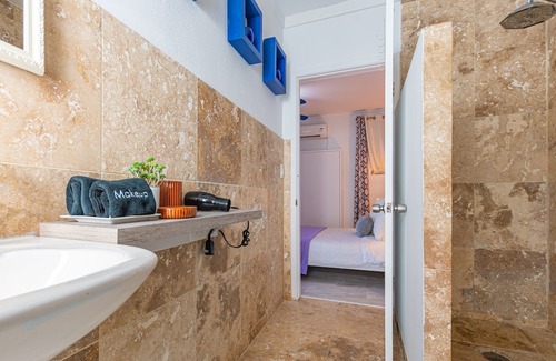 Bouvet Island Cabaña | Cozy Beach Front Cottage, 1 step from Beach
