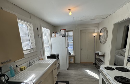 Sebago Casa | Cozy Home 1 bedroom, 1 bathroom home in Sebago, Maine next to Sebago Lake!