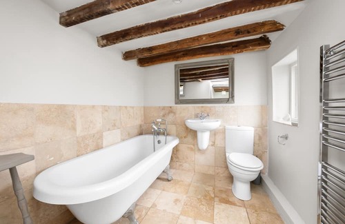 Steyning Cabaña | The Milkhouse