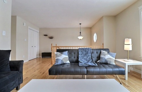 Moncton Casa | Cozy Home in Central Moncton WFH NBCC