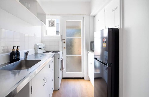 Sydenham Casa | Unit with Spa Bath Close to City