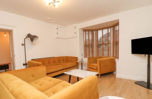 Wistow Casa | PINFOLD HOUSE, pet friendly, with a garden in Selby