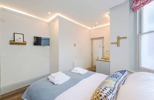 Campden Apartamento | Small Kensington Studio, 5 mins to Kensington Palace & 10 mins to Portobello Rd