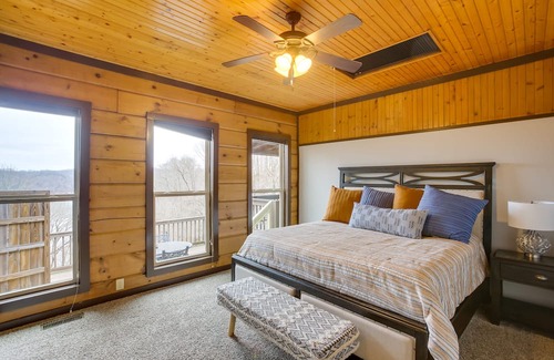 Celina Cabina | Peaceful Celina Cabin w/ Hot Tub & Lake View!