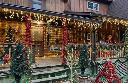Pleasant Grove Cabina | Beautiful Ozark Mountain Cabin