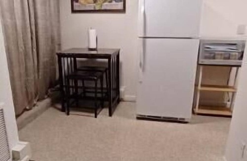 Fairfield Apartamento | Beautiful studio apartment in a secure executive building near 2 major hospitals