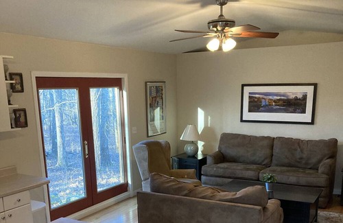 New Paltz Casa | Entire house! Modern cozy house located in New Paltz.