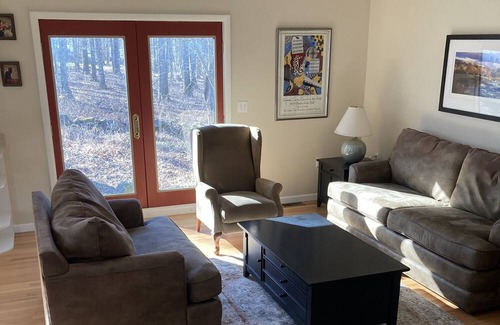 New Paltz Casa | Entire house! Modern cozy house located in New Paltz.