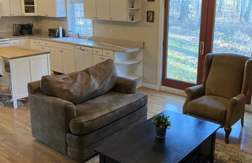 New Paltz Casa | Entire house! Modern cozy house located in New Paltz.