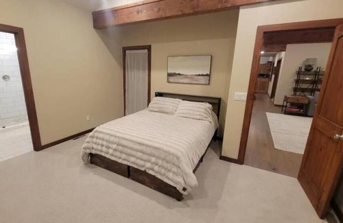 Dryden Casa | Private River house near Leavenworth on 10 acres