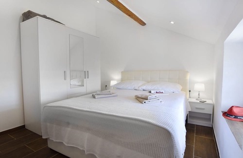 Vilanija Apartamento | Three bedroom apartment with terrace Vilanija, Umag (A-22647-b)
