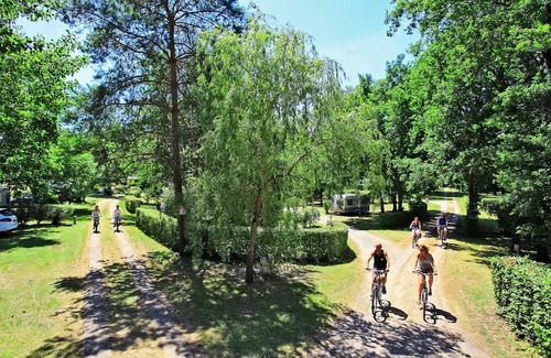 Carsac-Aillac Alquiler De RV | Camping Le Plein Air des Bories* - ECOLODGE TENT 5/7p 7 people
