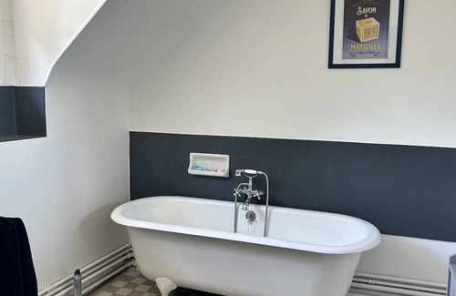 Coulanges-sur-Yonne Casa | Grande Propriété Avec Piscine sur Parc de Deux Hectares