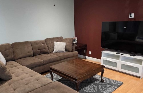 Union City Casa | Beautiful classy house for relaxation. Huge spaces and a great ambiance.