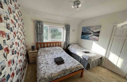 Newport Casa | 4 Bedroom Home, Newport