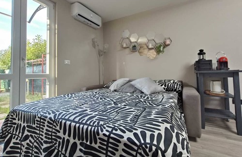 Orentano Apartamento | Vrbo Property