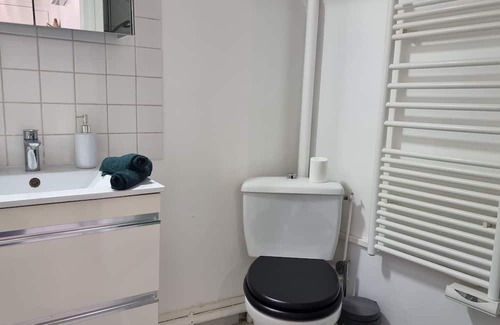 Quartier Centre Ville Apartamento | Studio Équipé: Massy Tgv, Rer, Orly Proche Paris et Commerces