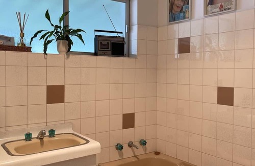 Blayney Casa | The Albion - Light & Cosy