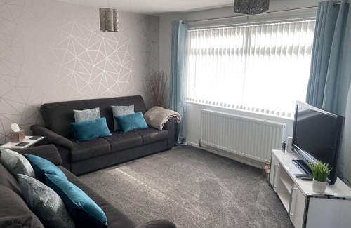 Thornaby On Tees Casa | Home from Home Howard’s House provides a comfy , clean home for your stay .