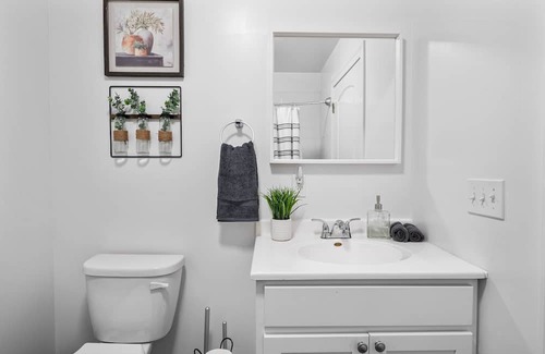 Downtown Newark Apartamento | Open space lux studio 20 mins to NYC