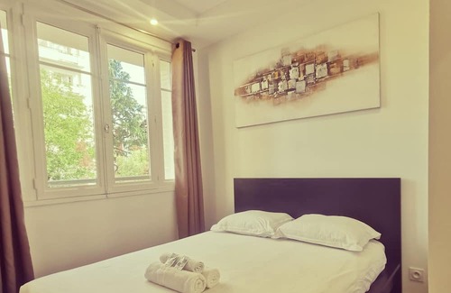 La Demi - Lune Apartamento | Superbe T2, résidence, parking