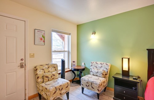 Crestone Apartamento | Pet-Friendly ‘Fifth Dimension’ Studio in Crestone!
