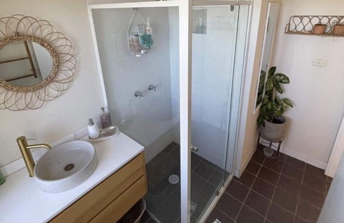 Nambucca Heads Casa | Ocean views, 200m to the beach 30mins to Coffs Harbour. Great getaway