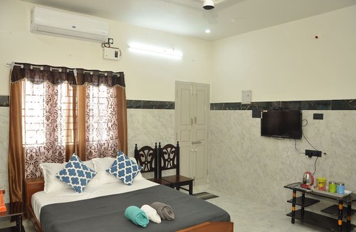 Thanjavur Casa | Roof-top stay in a new-built house in the centre of city.