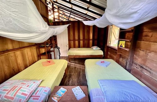 Nuqui Casa | Maison Familiale vue sur mer Proche de Termales